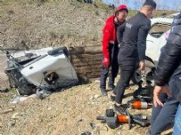 SENOBA - Şırnak’ta TIR ile otomobil çarpıştı: 3 ölü
