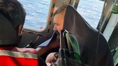 Antalya açıklarında gemi battı! Ekipler yönlendirildi