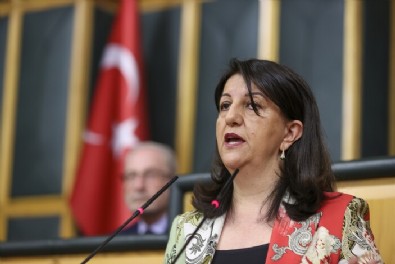 'Ezilen halkların temsilcisi' olduğunu iddia eden HDP’li Buldanʼın 16 bin liralık ceketi sosyal medyada gündem oldu