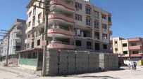 Osmaniye'de Az Hasarli Binalarda Tadilat Basladi Haberi