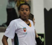 Sayi Kraliçesi Lyndra Weaver  Oldu