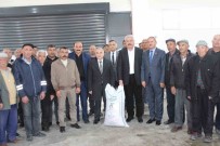 Dinar'da Çiftçilere Yüzde 75 Destekli Nohut Tohumu Dagitildi