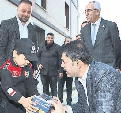 Manavgat'ta afetzedelerin yaraları sarıldı! Yangın sonrası yeniden ayağa kaldırıldı