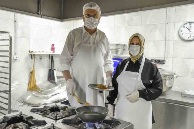 Sosyal Yardimlasmanin En Güzel Örnegi Karacabey'de