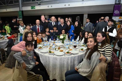 Büyüksehir'den Anlamli Iftar