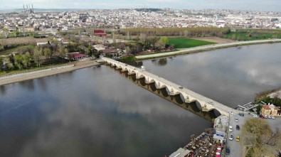 Edirne'de Son Yagislarla Birlikte Tunca Ve Meriç Nehirleri'nin Debisi 2 Kat Artti