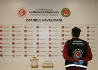  İSTANBUL HAVALİMANI - İstanbul'da süs eşyası görünümlü uyuşturucu ele geçirildi