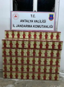 Otomobilde 252 Kilogram Kaçak Siyah Çay Ele Geçirildi