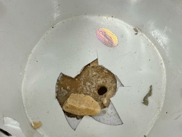 İstanbul'da süs eşyası görünümlü uyuşturucu ele geçirildi