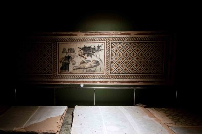 Dünyanin En Büyük Mozaik Müzesindeki Eserlere Deprem Kalkani