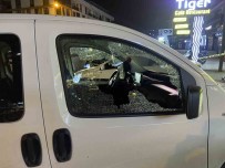 Esenyurt'ta Silahli Kavga Açiklamasi Yolda Karsilasan Husumetliler Birbirlerine Kursun Yagdirdi