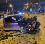 Van'da Trafik Kazasi Açiklamasi 3 Yarali
