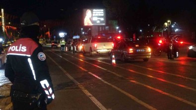 150 Polisle 'Usak Güvende' Uygulamasi Gerçeklesti