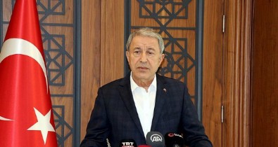 Bakan Akar: Sudan'dan 479 vatandaşımız tahliye edildi