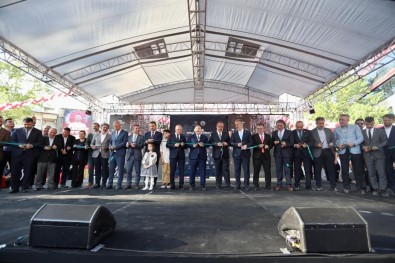 Bakan Varank Bursa'da 500 Milyon Liralik Yatirimlarin Açilisini Yapti