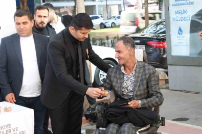 Batman'da Sehit Polis Yusuf Erin Için Lokma Dagitildi