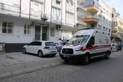 Komsular Süphesinde Hakli Çikti, Yasli Kadin Evinde Ölü Bulundu