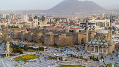 Deprem bölgesinde konut satışları yeniden başladı: Kayseri ilk sırada