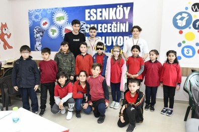 Galatasanat Üyeleri Zonguldak'ta Ögrencilerle Bulustu