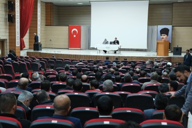 Erzincan'da 'En Güvenli Siginagimiz Aile' Konulu Konferans Verildi