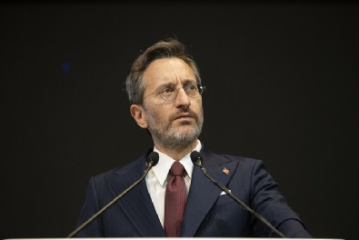 Fahrettin Altun: Muhalefetin yönettiği çetelerin ifşa olmaları yakın