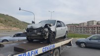 Kayseri'de Trafik Kazasi Açiklamasi 5 Kisilik Otomobilden 10 Yarali Çikti