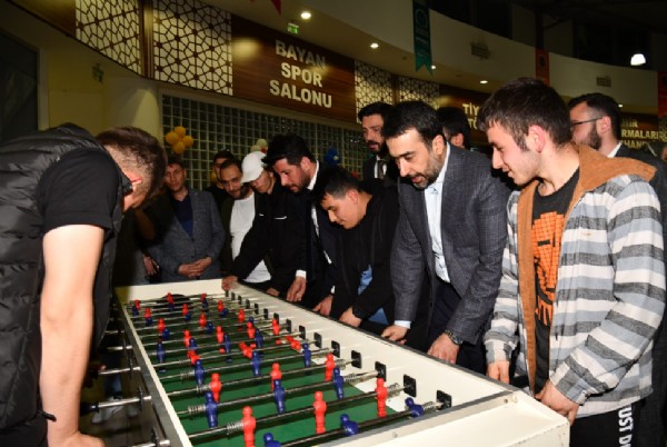 AK Parti'den sağlığa ve gençliğe rekor yatırımlar