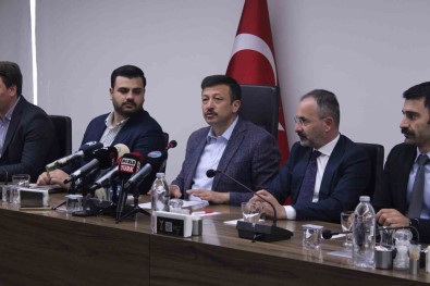 AK Parti Izmir'den Izmirlilere 5 Yillik Proje Sözü