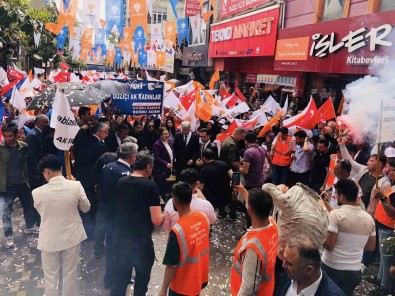 Bakan Yanik Açiklamasi 'Karsimizda AK Parti'nin 20 Yilda Yaptiklarini Yikmak Isteyen Bir Grup Var'