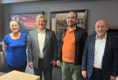 Milletvekili Posaci Meclisteki Ekibiyle Vedalasti