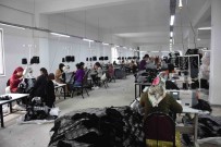 Siirt Belediyesi Tekstil Projeleri Ile Ilk Etapta 240 Kisi Istihdam Edildi Haberi