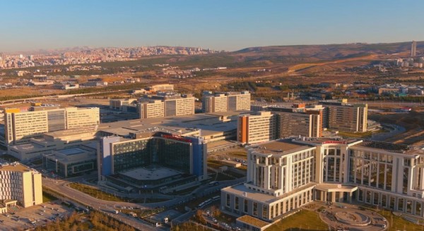 AK Parti'den sağlığa ve gençliğe rekor yatırımlar