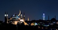 Ayasofya Camii'nde Akşam Namazı! Başkan Erdoğan fethin sembolünde eda etti
