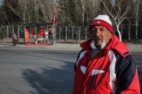 'Bayrak Dede' Hayatini Kaybetti