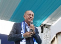 Başkan Erdoğan'a Kasımpaşa'da sevgi seli! Erdoğan'ın seçim öncesi son mitinginde izdiham...
