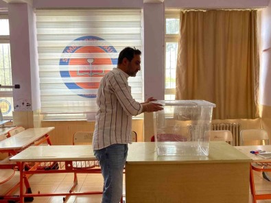 Depremin Vurdugu Osmaniye'de Seçim Hazirliklari