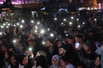 Gençler Bahar Konserinde Costu