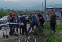 Bursa'da feci kaza! Oy kullanmaya giden ailenin otomobili devrildi: Yaralılar var