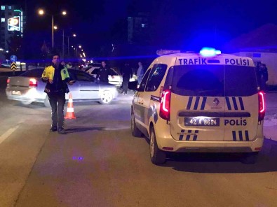 Konya'da Otomobil Ile Motosiklet Çarpisti Açiklamasi 1 Ölü, 3 Yarali