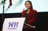 Tayland'da Sandiktan Koalisyon Çikti