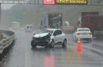 Çekmeköy'de 7 aracın karıştığı zincirleme kaza