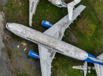 Hepsi havadan görüntülendi: İstanbul’un hayalet uçakları görenleri hayrete düşürdü