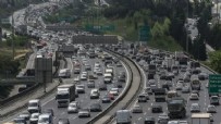 İstanbul'da sabah saatlerinden itibaren yoğunluk yaşanıyor