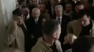Kemal Kılıçdaroğlu'nun korumalarından Anıtkabir'de sert müdahale