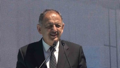AK Parti'li Özhaseki Açiklamasi 'Son 20 Yil Içinde 31 Milyon Insana Is Kapisi Bulundu'