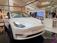 Tesla, Ikinci AVM Magazasini Anadolu Yakasi'nda Açti