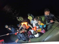 Yunan Unsurlarinca Ölüme Terk Edilen 40 Kaçak Göçmen Kurtarildi