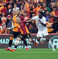 Lider Galatasaray, Sivasspor'u mağlup etti
