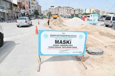 Avni Gemicioglu Caddesi'nde Altyapi Çalismalari Devam Ediyor