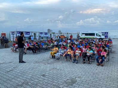 Konteyner Kentte 350 Çocuk, Masal Atölyesi Ile Eglendi